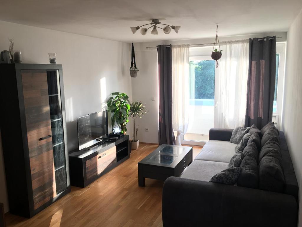 Moderne Wohnung An Der Messe Nuremberg Luaran gambar